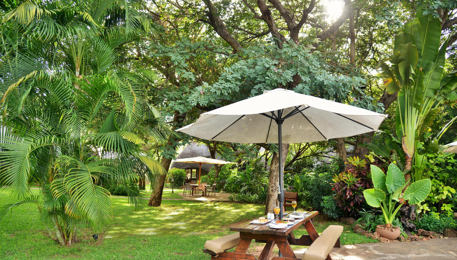 Bayete Guest Lodge Bayete Guest Lodge: Picknicktisch