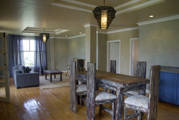 Five Volcanoes Boutique Hotel: Esstisch im VIP Cottage