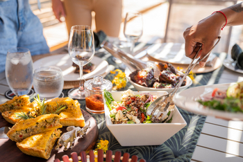 Fothergill Island: Lunch