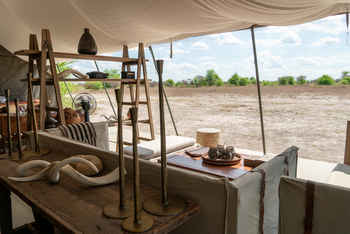 Migration Expeditions Camp Migration Expeditions Camp: Blick aus der Lounge