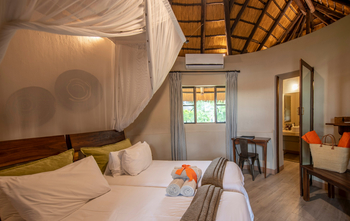 Onguma Bush Camp: Rondavels