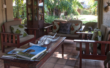 Bayete Guest Lodge Bayete Guest Lodge: Lounge