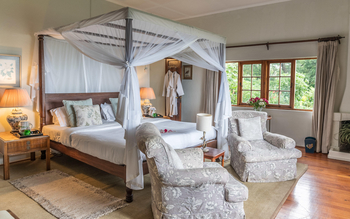 Loldia House: Master Bedroom Mainhouse