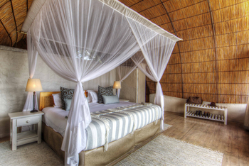 Okuti Camp: Family Masasa Doppelbett