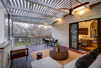 The Palm River Hotel: Presidential Suite - Zweiter Balkon