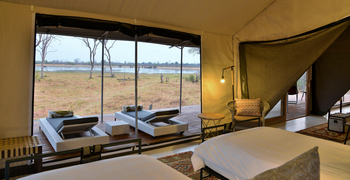 Nogatsaa Pans Chobe Lodge: Family Luxury Tent