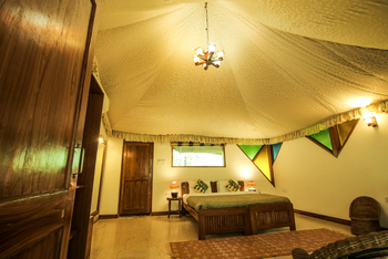 Pench Jungle Camp: Luxury Safari Tent