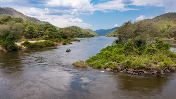 Amanzi Camp: Flusslandschaft
