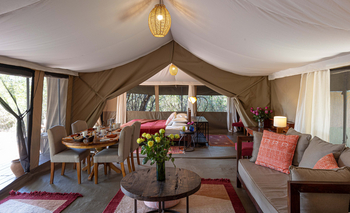 Kicheche Laikipia Camp: Familiensuite Lounge