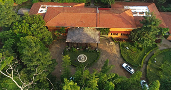 Syna Tiger Resort Luftbild: Außenansicht