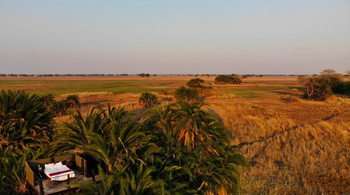 Mukambi Busanga Plains Camp: Star Bed