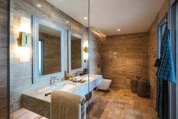 Ngorongoro Lodge Melia Collection: Familienzimmer Bad