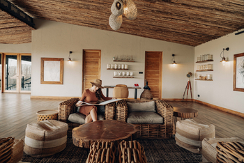Nimali Serengeti Camp: Loungebereich