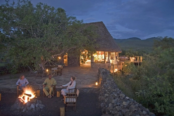 Campi ya Kanzi: Feuerplatz