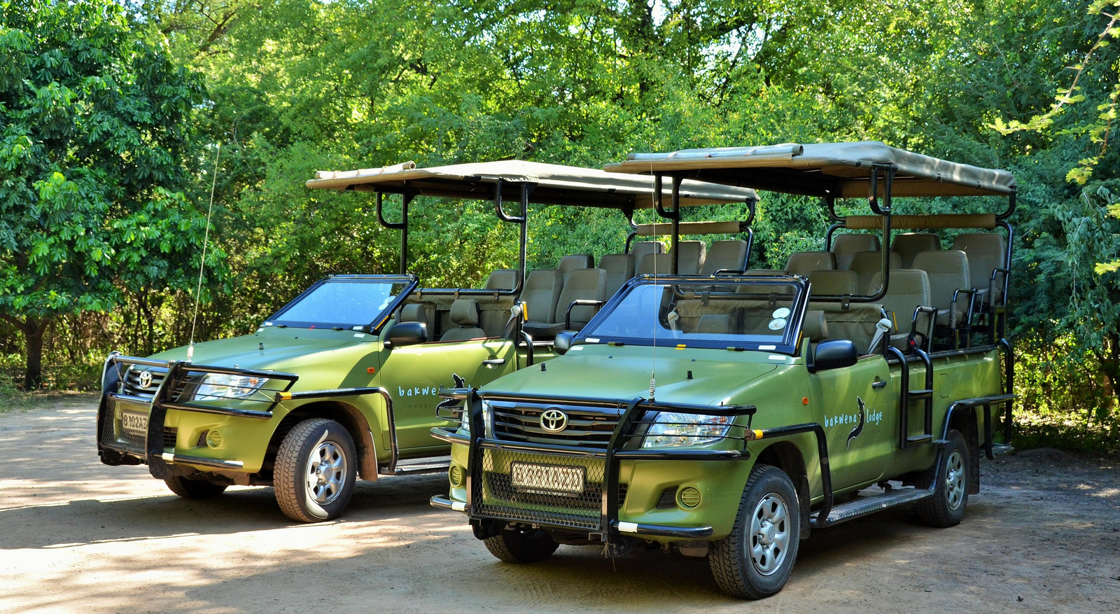 Chobe Bakwena Lodge Chobe Bakwena Lodge: Game Drive Vehicle
