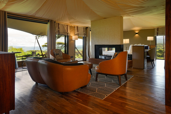 Craters Edge: Private Lounge