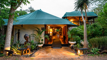 Olare Mara Kempinski: Eingang Hauptgebäude