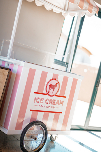 The Desert Grace: Restaurant