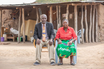 Tintswalo at Siankaba: Ortsvorsteher und seine Frau