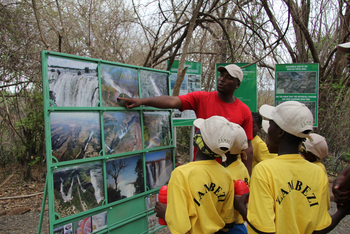 Toka Leya Camp Toka Leya Camp: Naturerbe erforschen
