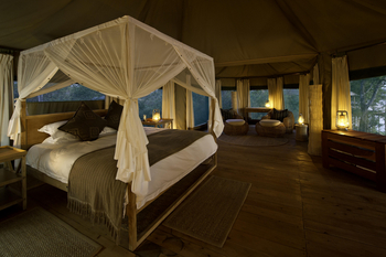 Chindeni Bushcamp: Laternen im Zelt