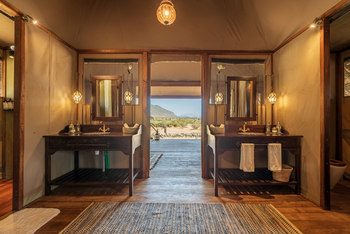 Soroi Larsens Tented Camp: Deluxe Suite