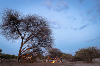 Tuskers Bush Camp: Lagerfeuer