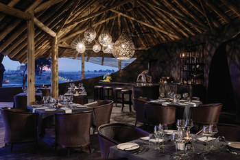 Belmond Eagle Island Lodge: Im Restaurant