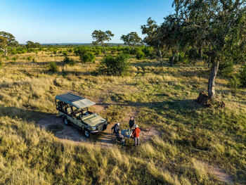 Bumbusi Wilderness Camp: Bush Lunch