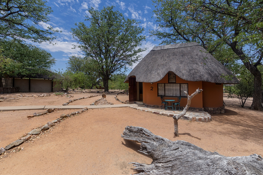 Hobatere Lodge