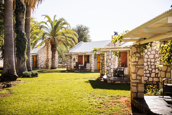 Kalahari Farmhouse: Chalets