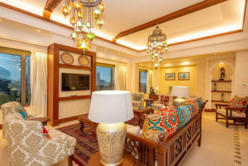 Nairobi Serena Hotel: Suite