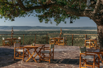 Melia Serengeti Lodge: Boma Restaurant Terrasse
