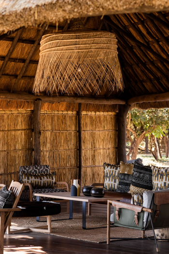 Time + Tide Kakuli Camp: Sitzgruppe