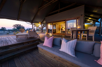 Toka Leya Camp Toka Leya Camp: Überblick Terasse