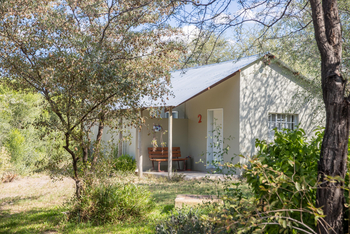 Boteti River Camp: Chalet 2