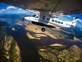 Royal Zambezi Lodge: Flugzeug