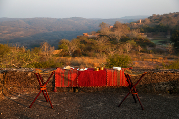 TUTC Sawai Shivir: Aussichtspunkt auf dem Plateau des Forts