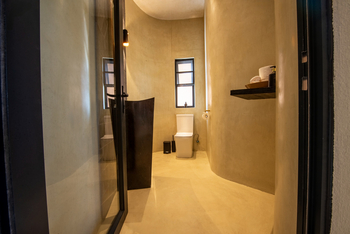 The Ekipa Etosha: WC