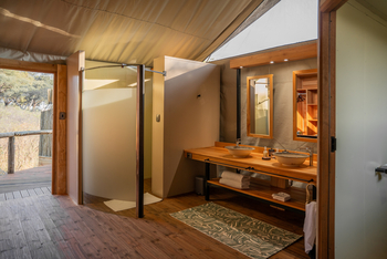 4 Rivers Camp 4 Rivers Camp: Gästebad