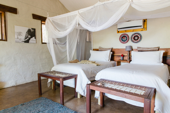 Chobe Elephant Camp: Einzelbett und Moskitonetz