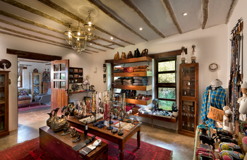 Klein's Camp: Souvenir Shop