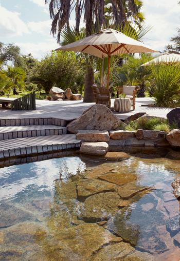 Laba Jongomero: Natürliches Wasserbecken