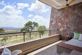 Melia Serengeti Lodge: Lagoon Terrasse