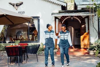 Mt. Meru Game Lodge: Mitarbeiterinnen