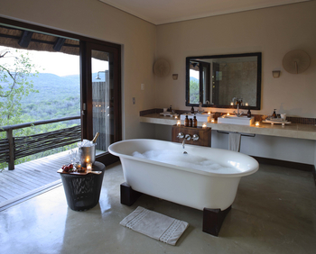 Phinda Mountain Lodge: Badezimmer in der Suite