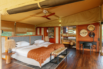 Serengeti Bushtops: Family Tent