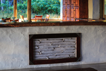 Chobe Elephant Camp: Mauern aus gebeuteltem Sand