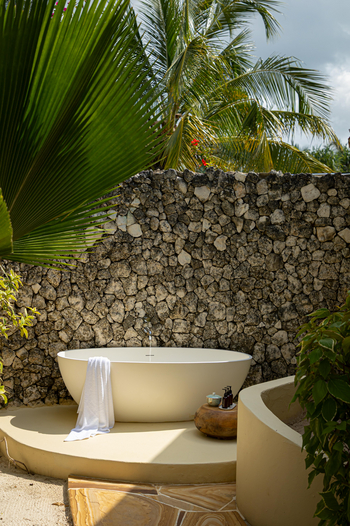 Zanzibar White Sand Luxury Villas: Luxury Beachfront VIlla