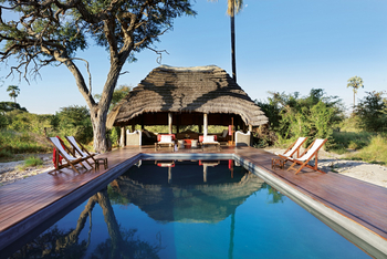 Camp Kalahari: Pool und Pool Lounge